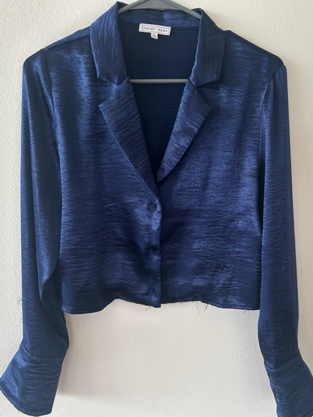 Emory Park Shiny Navy Cropped Button-Front Blouse